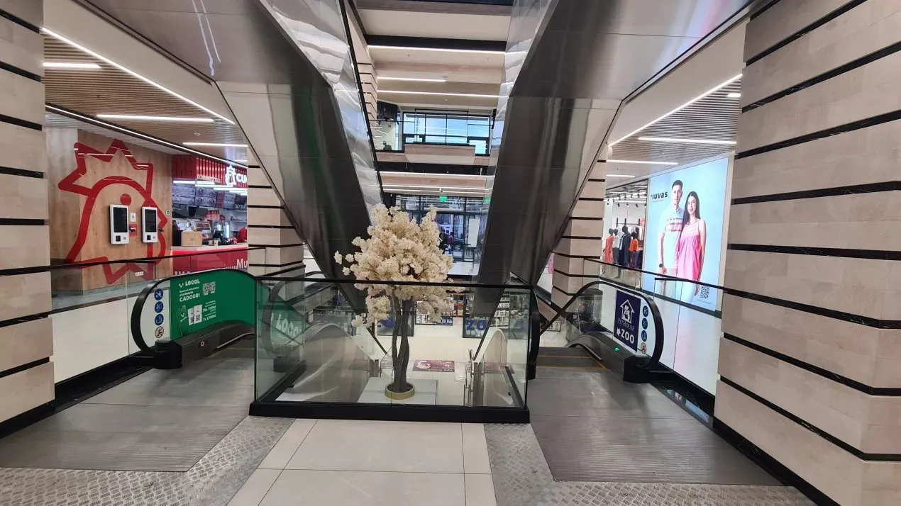 Spațiu comercial, 100 m² — Imagine 2