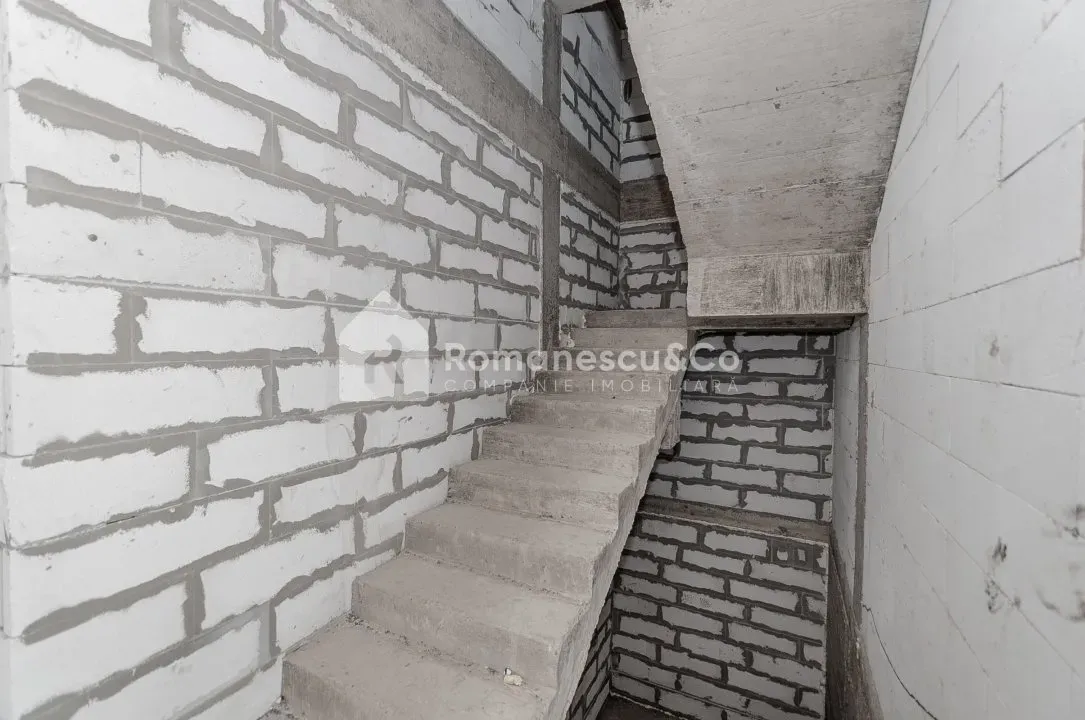 Spațiu comercial, 90 m² — Imagine 2