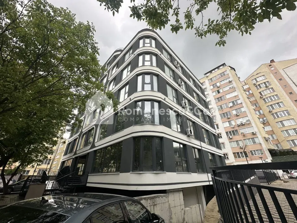 Spațiu comercial, 182 m² — Imagine 2