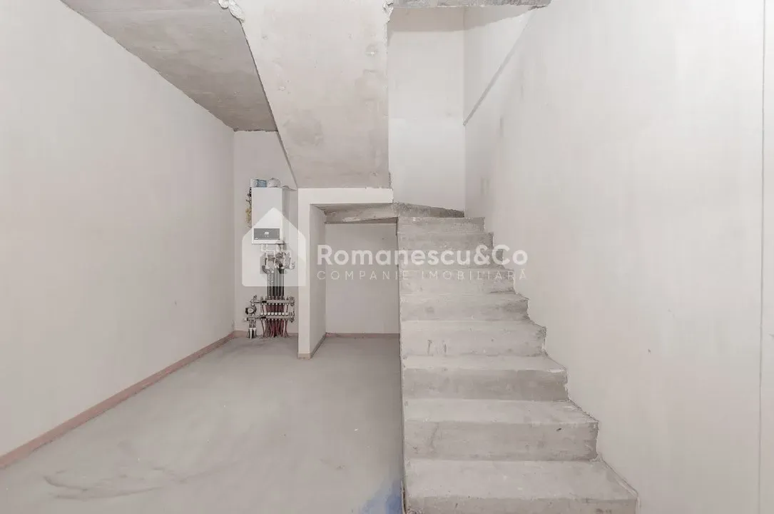 3-etaje casă, 3 camere, 240 m² — Imagine 3
