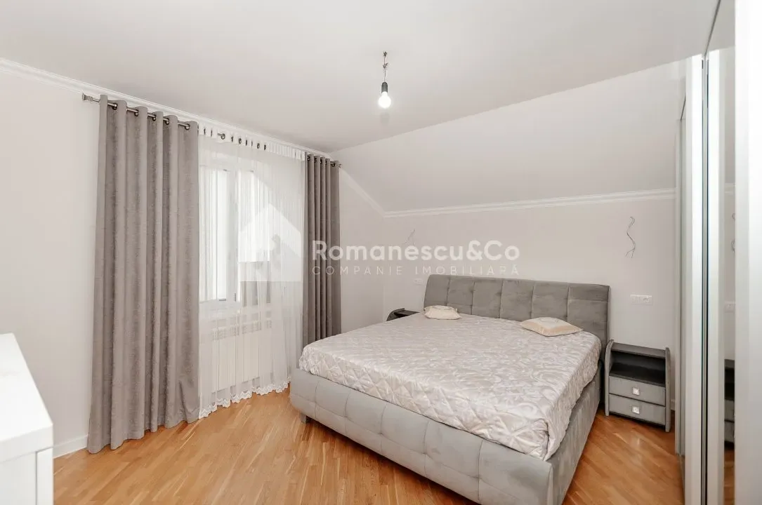 3-этажный дом, 4 комнаты, 209 м² — Изображение 4