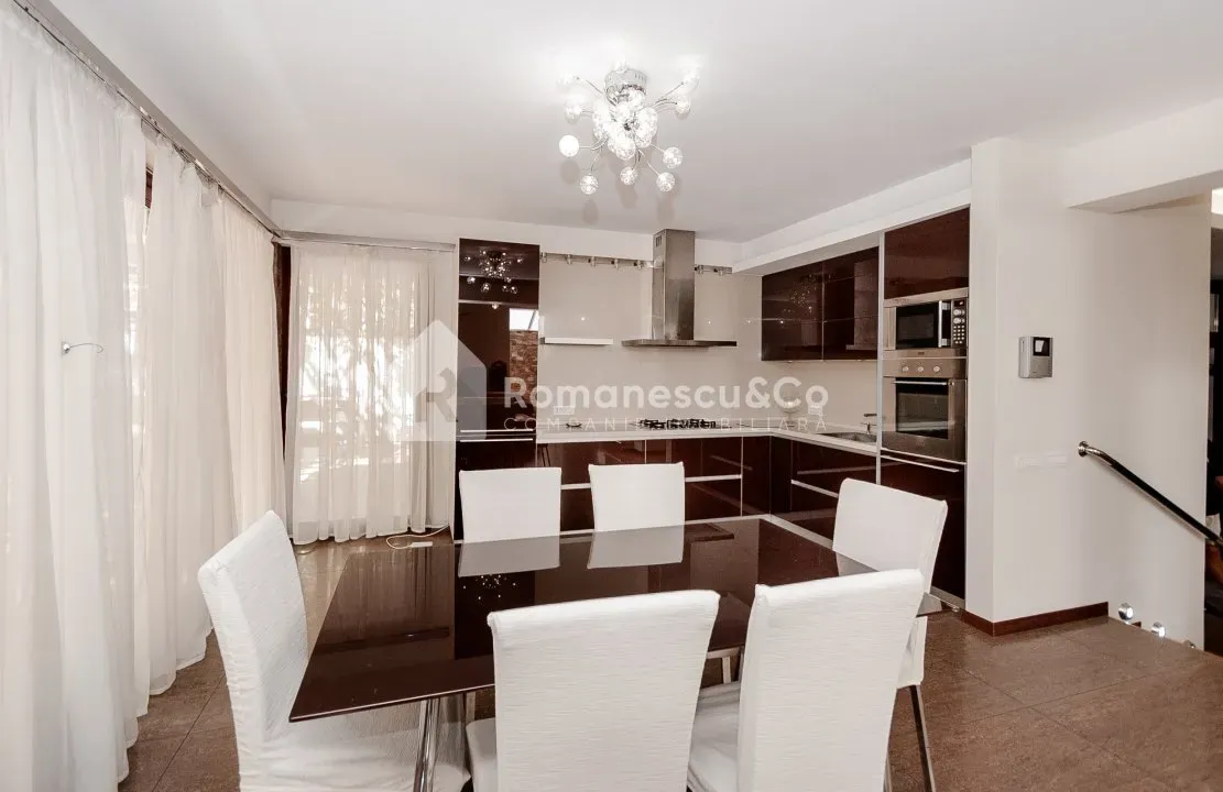 3-этажный дом, 4 комнаты, 180 м² — Изображение 3
