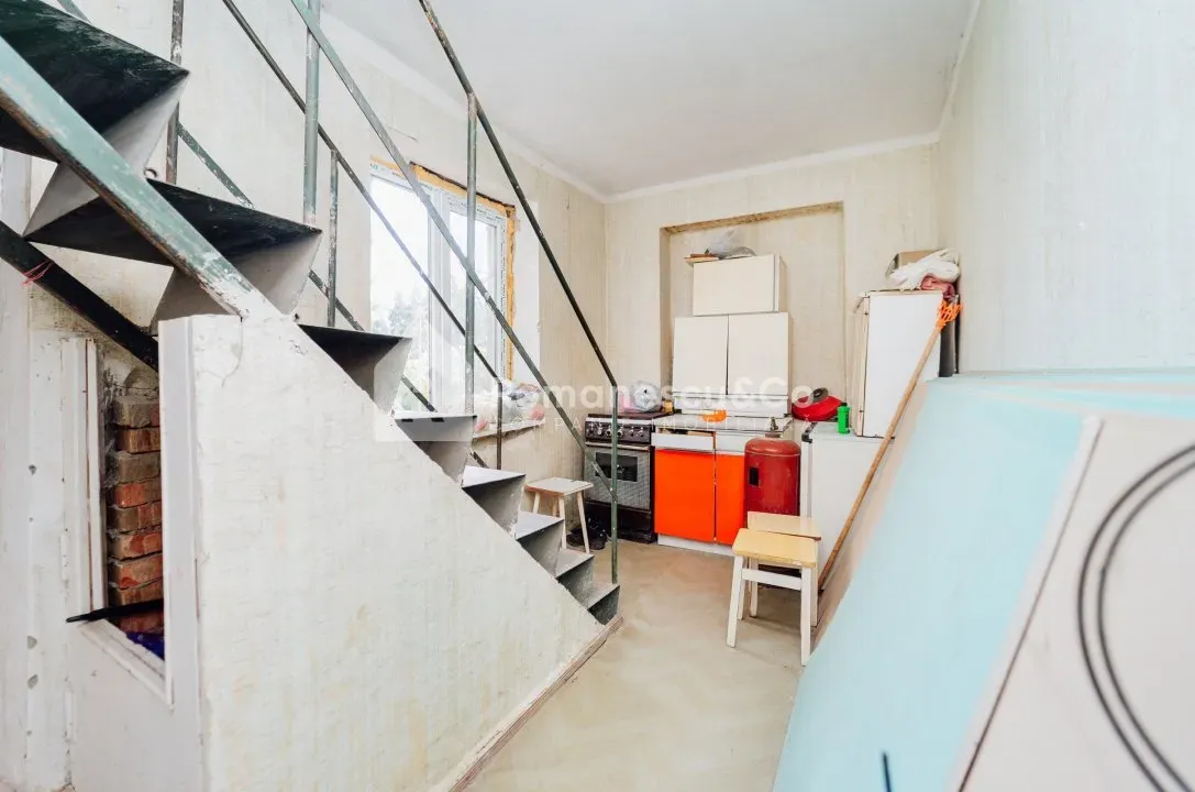 3-etaje casă, 3 camere, 93 m² — Imagine 3