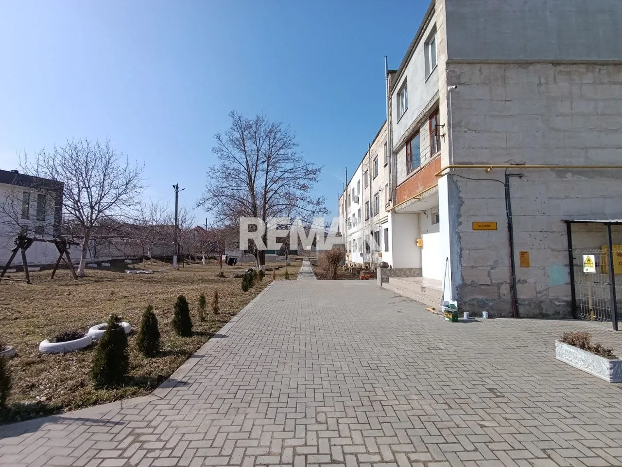 3-bedroom apartment, 53 m² — Image 20