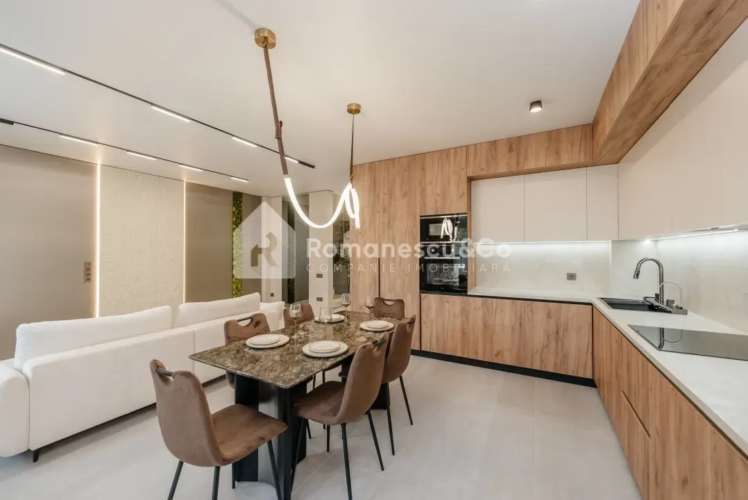 3-etaje casă, 4 camere, 150 m² — Imagine 2