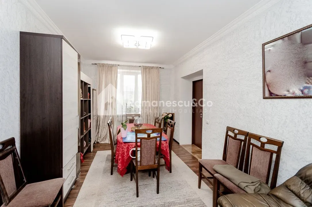 3-etaje casă, 4 camere, 240 m² — Imagine 4