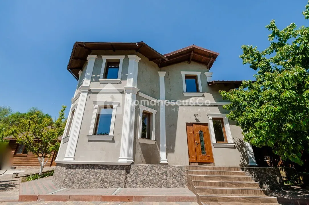 2-этажный дом, 3 комнаты, 130 м² — Изображение 1