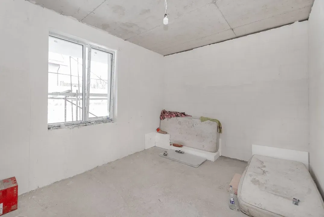 2-этажный дом, 4 комнаты, 260 м² — Изображение 2