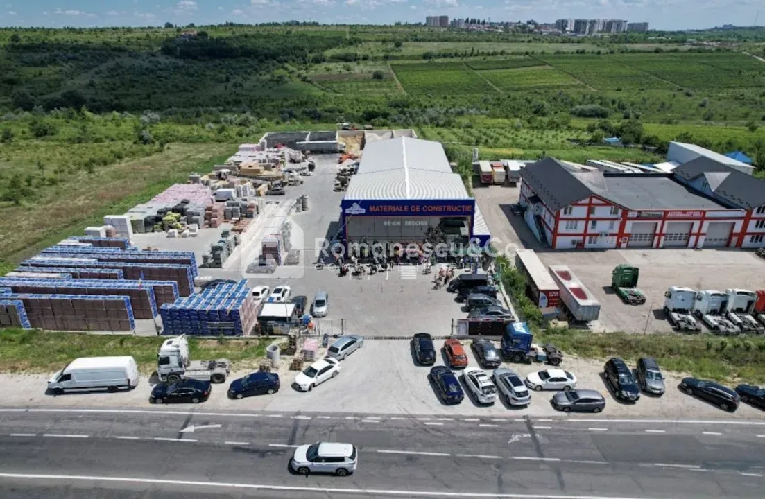 Spațiu comercial, 4 800 m² — Imagine 1