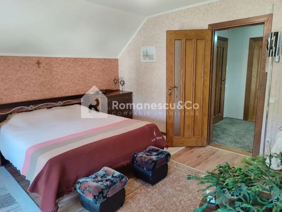 2-etaje casă, 4 camere, 155 m² — Imagine 4