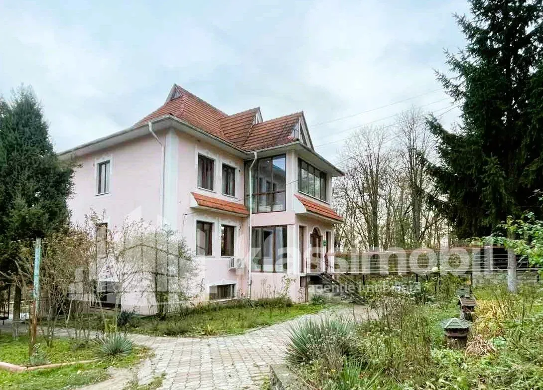 Коммерческое помещение, 181.4 м² — Изображение 1