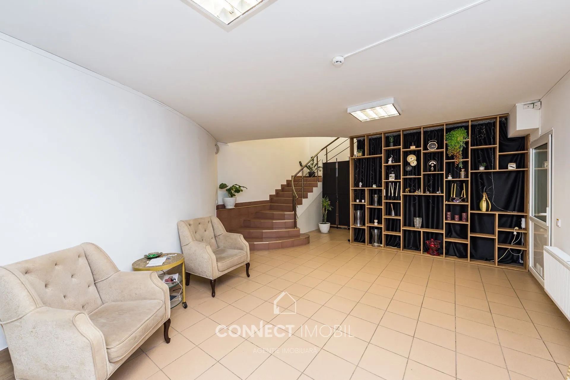 Free-purpose property, 209 m² — Image 4