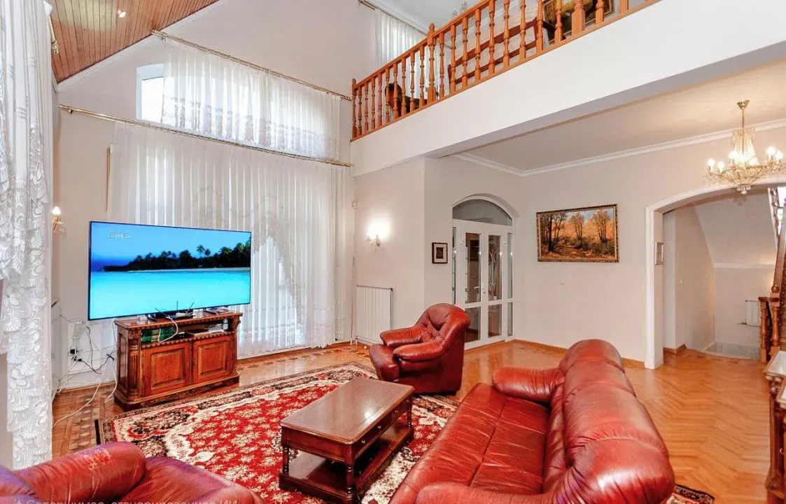 4-etaje casă, 6 camere, 258 m² — Imagine 3