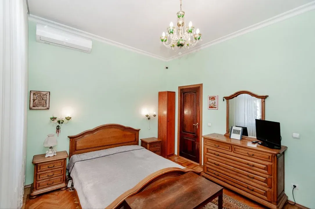 4-etaje casă, 6 camere, 258 m² — Imagine 4
