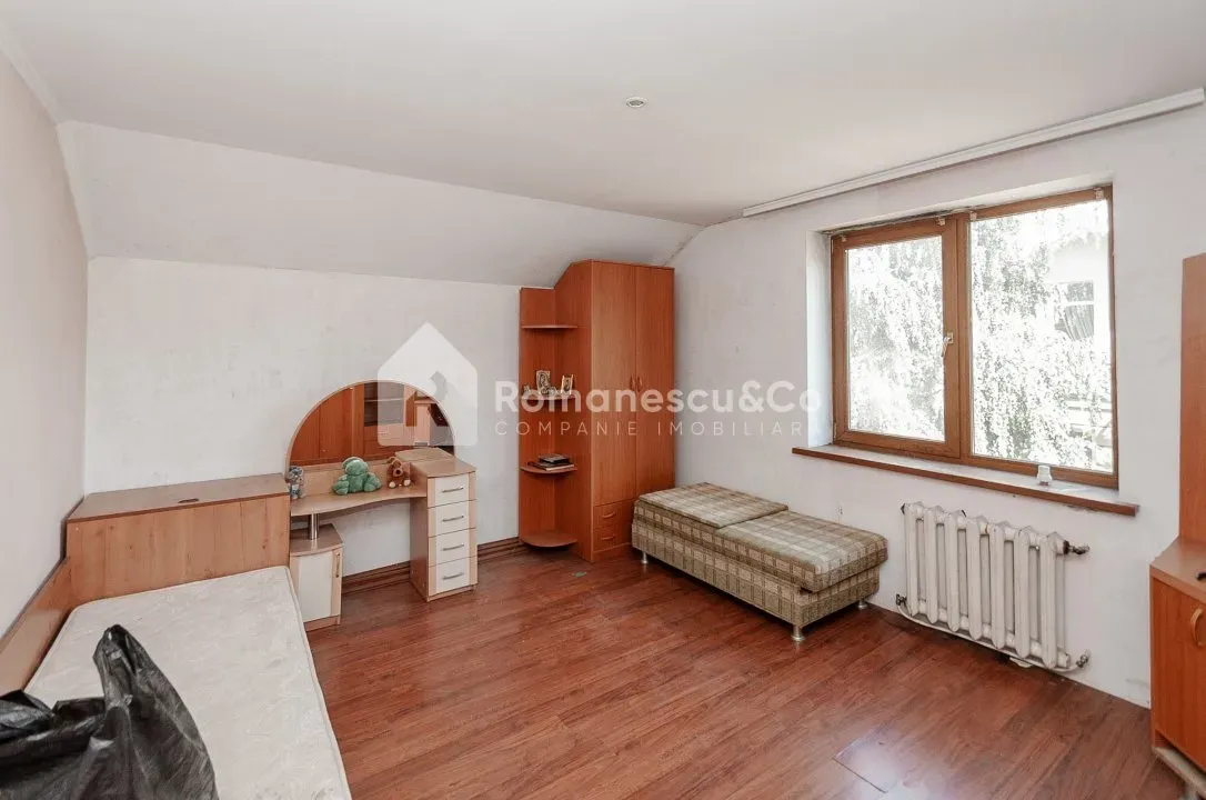3-floor house, 5 rooms, 180 m² — Image 4