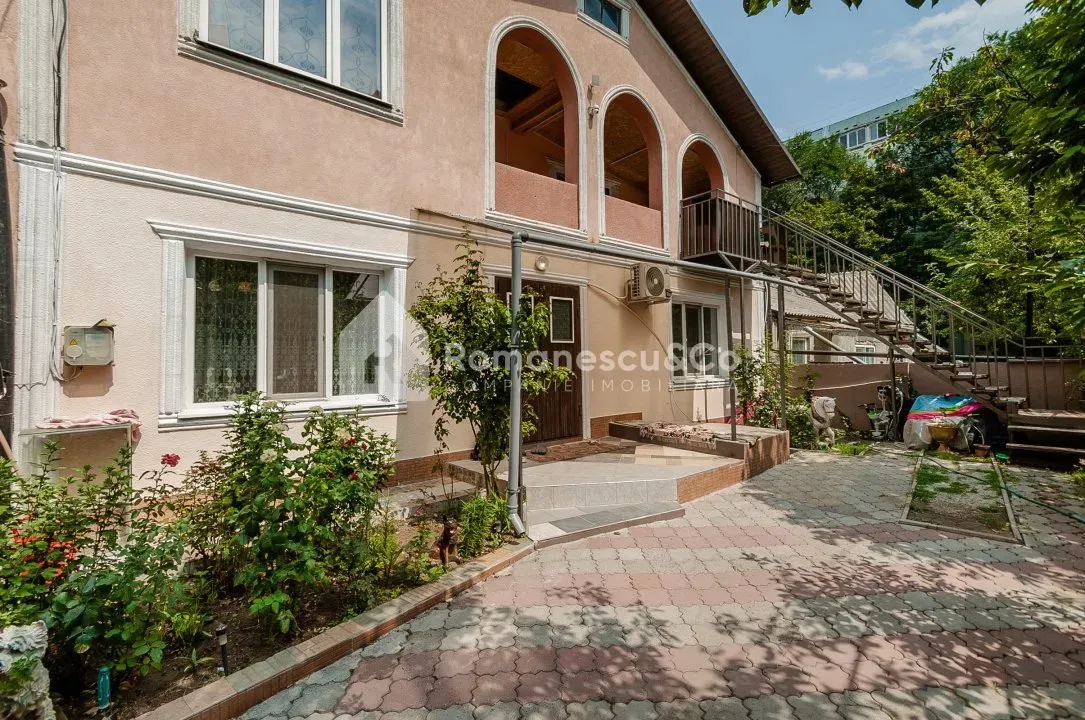 2-этажный дом, 6 комнат, 165 м² — Изображение 1