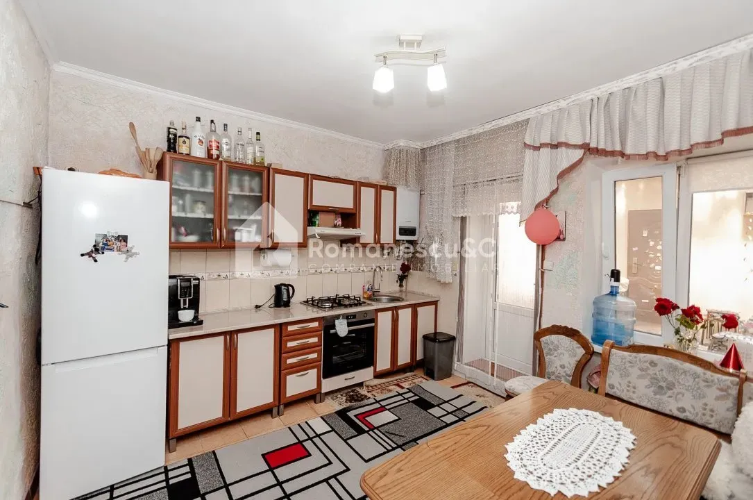 2-этажный дом, 6 комнат, 165 м² — Изображение 2
