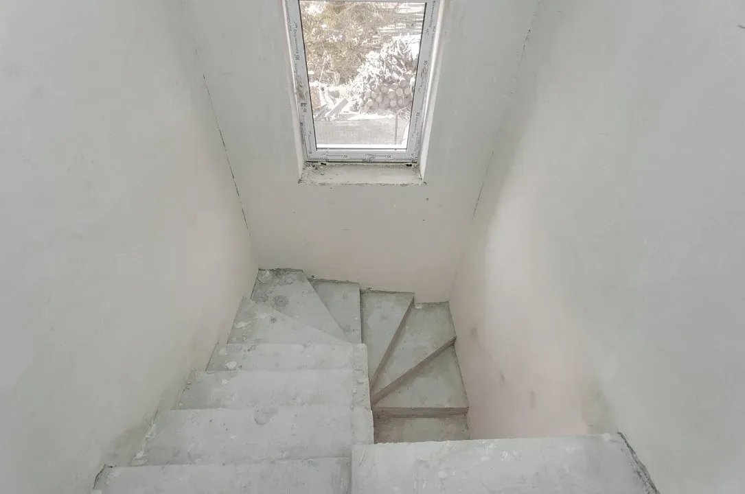 2-этажный дом, 4 комнаты, 160 м² — Изображение 3
