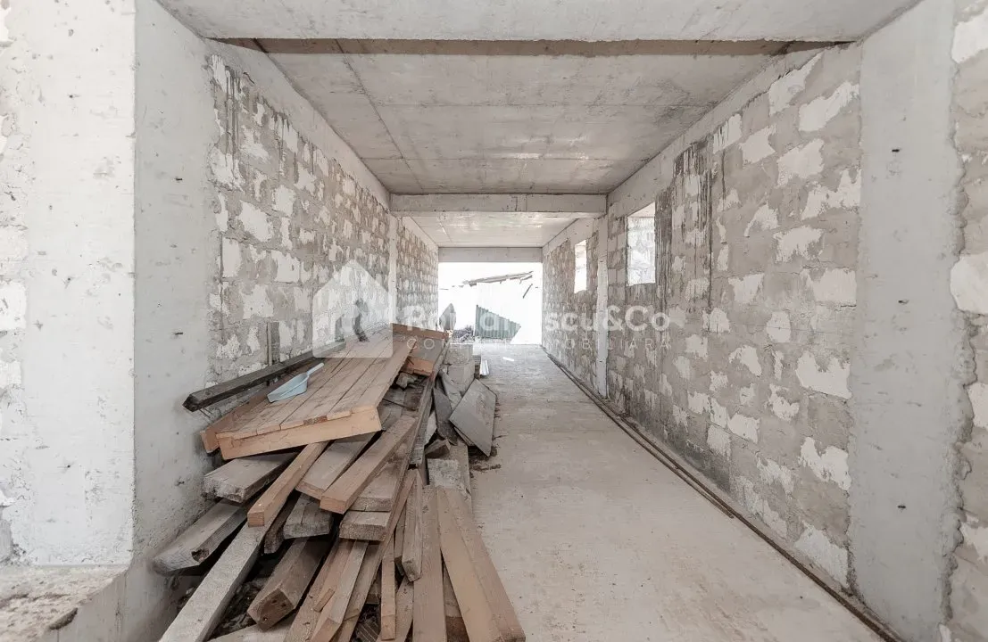 3-floor house, 4 rooms, 250 m² — Image 3