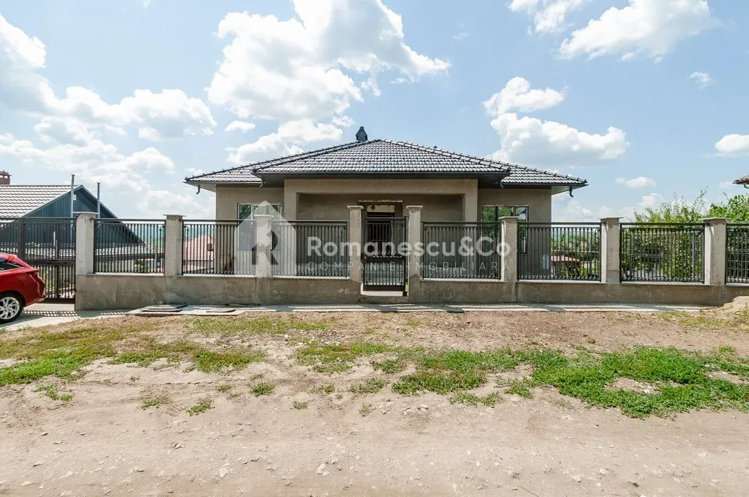 2-этажный дом, 3 комнаты, 160 м² — Изображение 1
