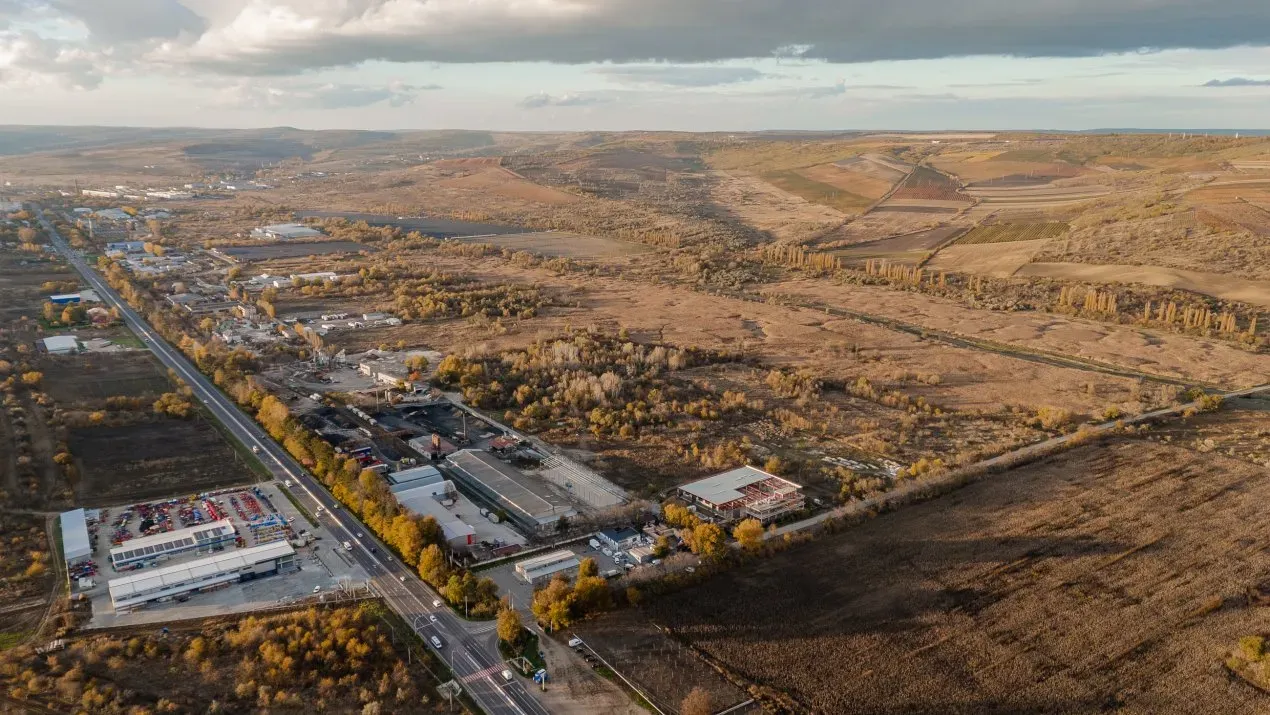 Teren comercial, 2.80 hectare — Imagine 2