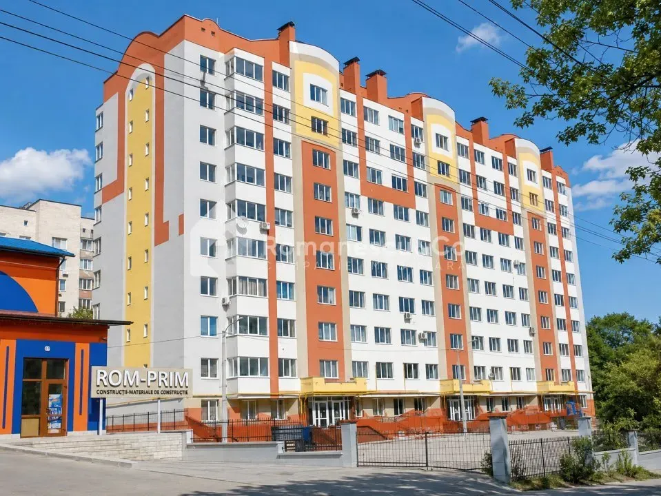 Spațiu comercial, 74 m² — Imagine 1