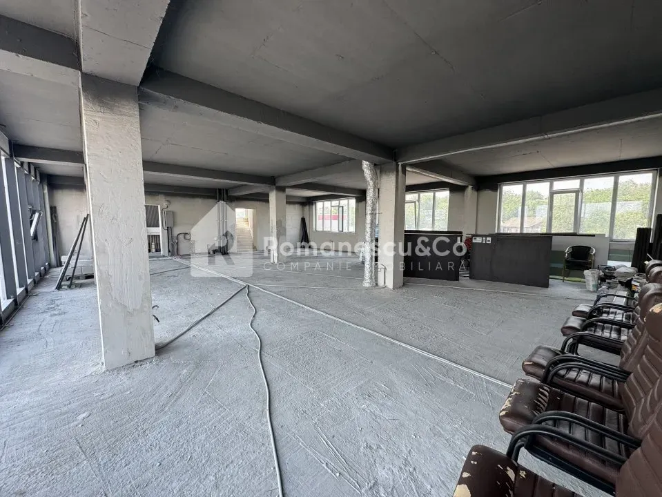Spațiu comercial, 168 m² — Imagine 2