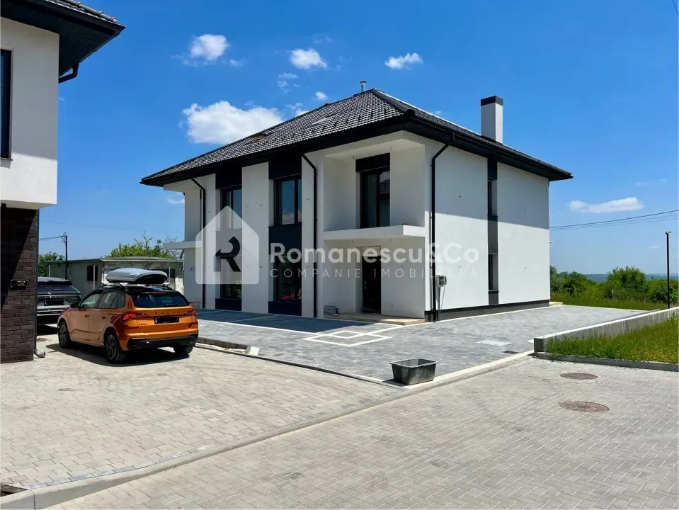 3-этажный дом, 4 комнаты, 220 м² — Изображение 1