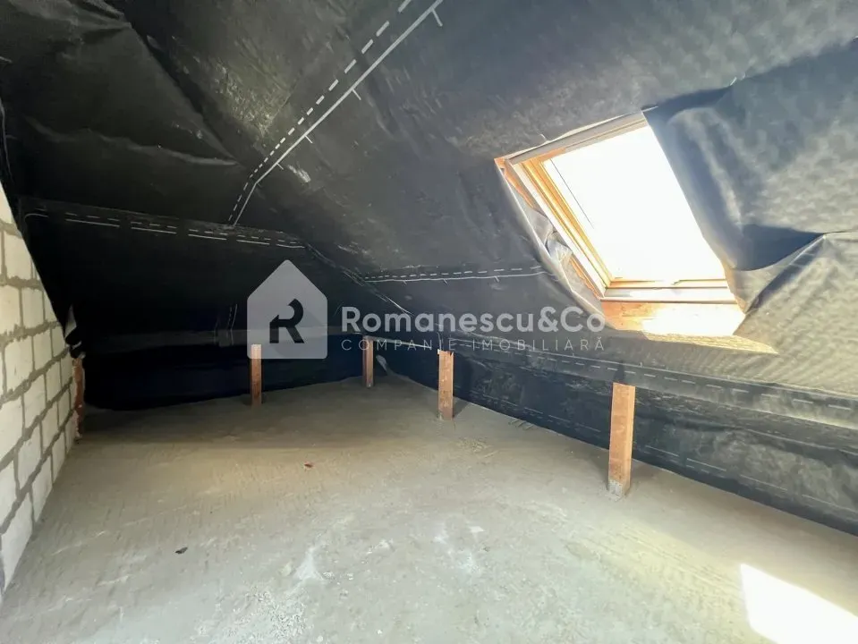 3-этажный дом, 4 комнаты, 220 м² — Изображение 3