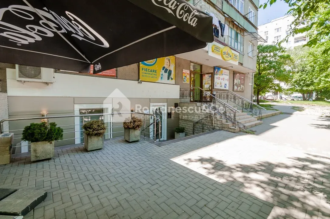 Spațiu comercial, 57 m² — Imagine 1