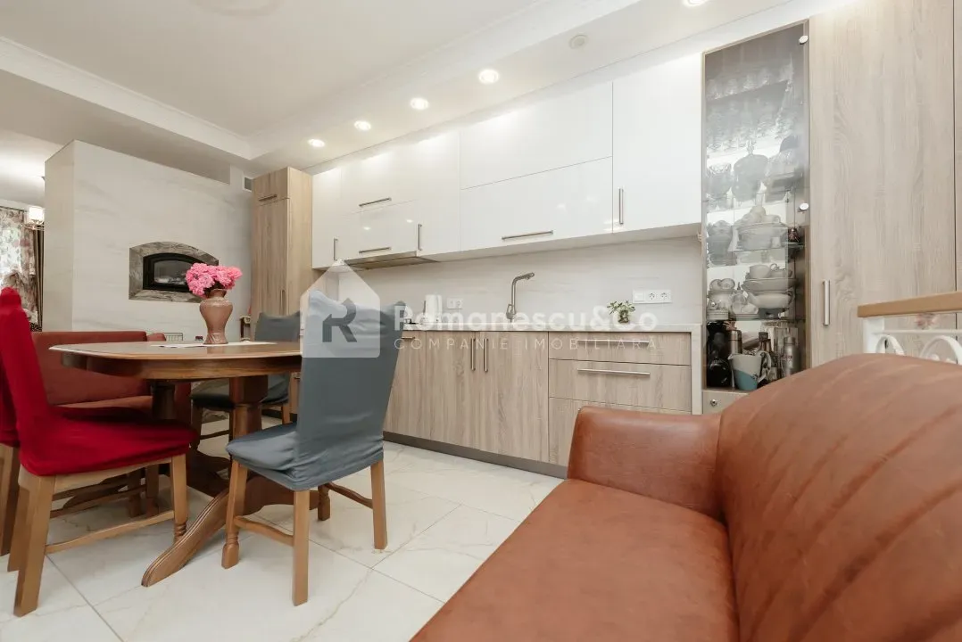 3-etaje casă, 4 camere, 180 m² — Imagine 2