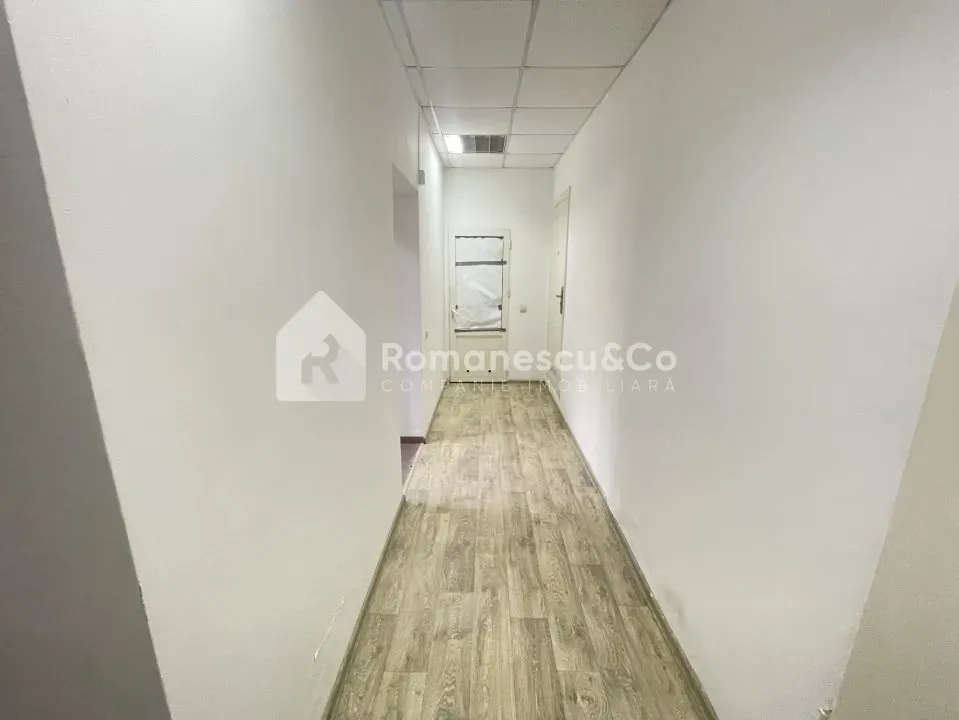 Spațiu comercial, 100 m² — Imagine 4