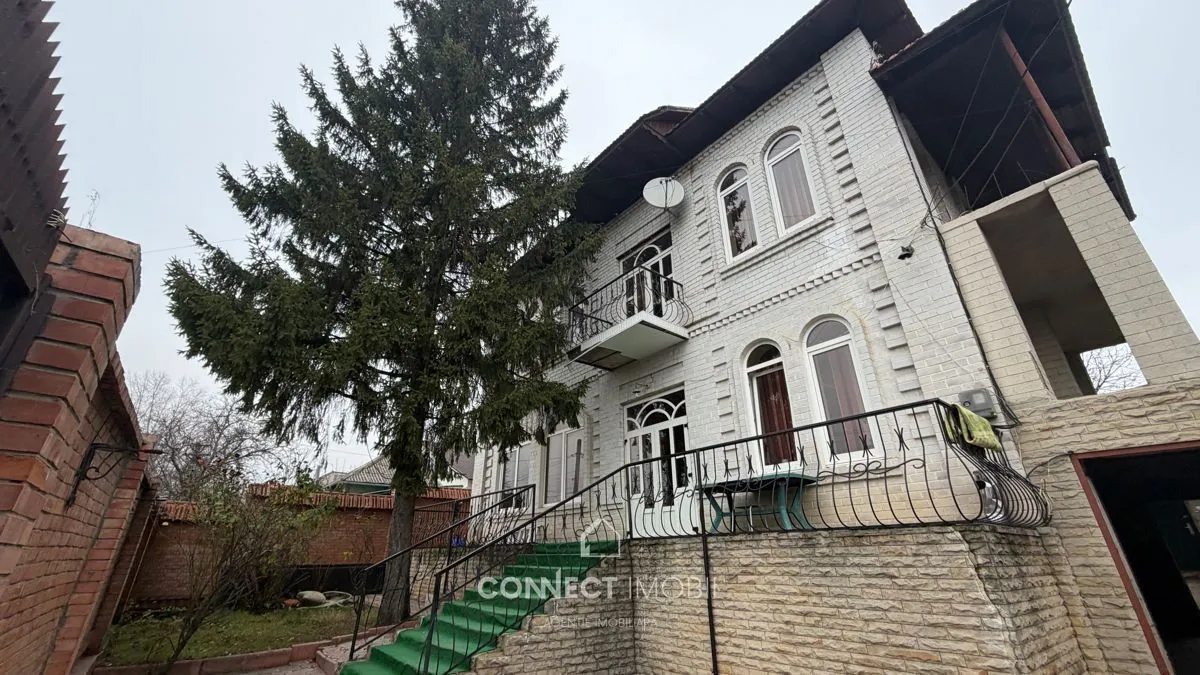 2-этажный дом, 260 м² — Изображение 1