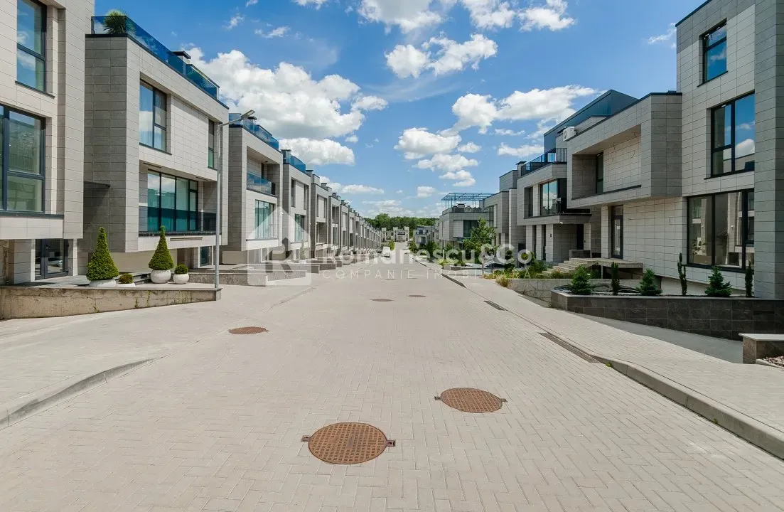 2-этажный дом, 3 комнаты, 286 м² — Изображение 1