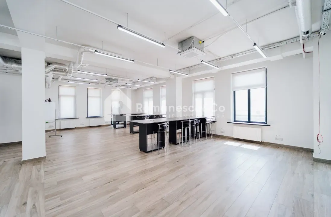 1-комнатный офис, 150 м² — Изображение 1