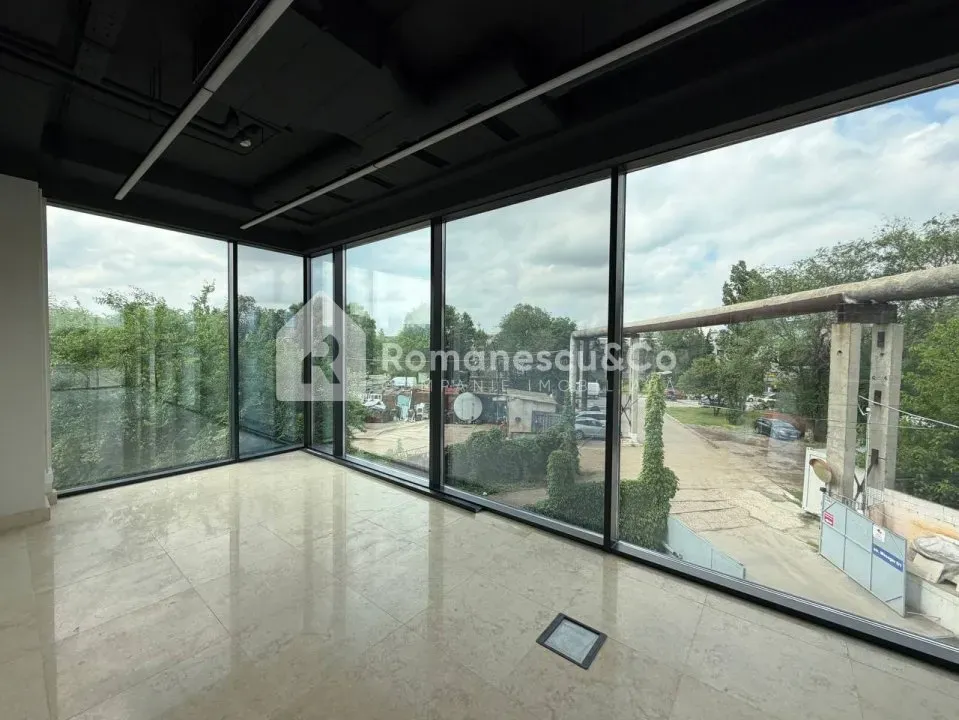 Spațiu comercial, 150 m² — Imagine 1