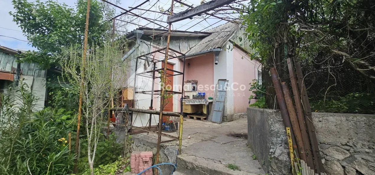 2-etaje casă, 3 camere, 71 m² — Imagine 1