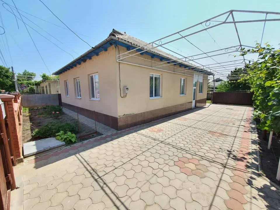 2-этажный дом, 5 комнат, 170 м² — Изображение 1