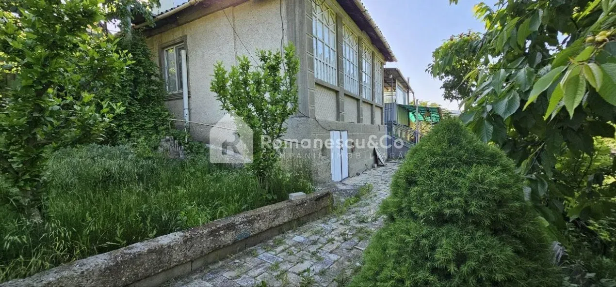 2-etaje casă, 3 camere, 111 m² — Imagine 1