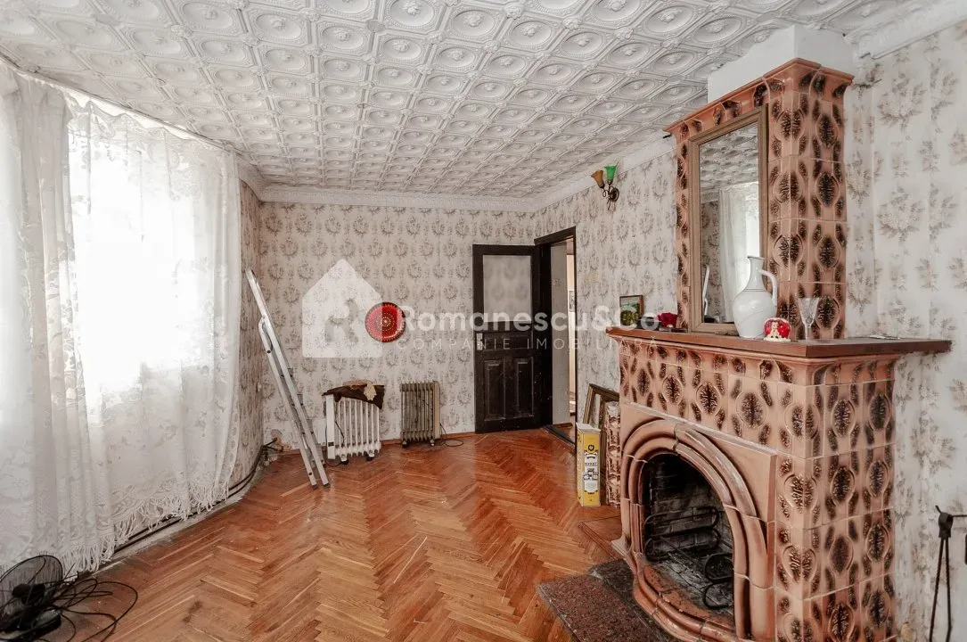 3-floor house, 6 rooms, 240 m² — Image 3