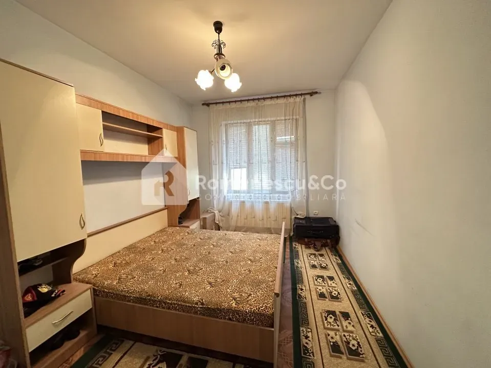 3-etaje casă, 3 camere, 180 m² — Imagine 4