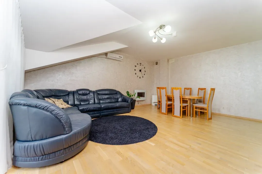 2-комнатная квартира, 108 м² — Изображение 1