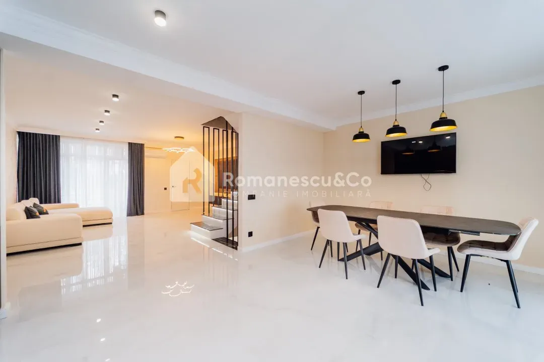 3-этажный дом, 3 комнаты, 220 м² — Изображение 3