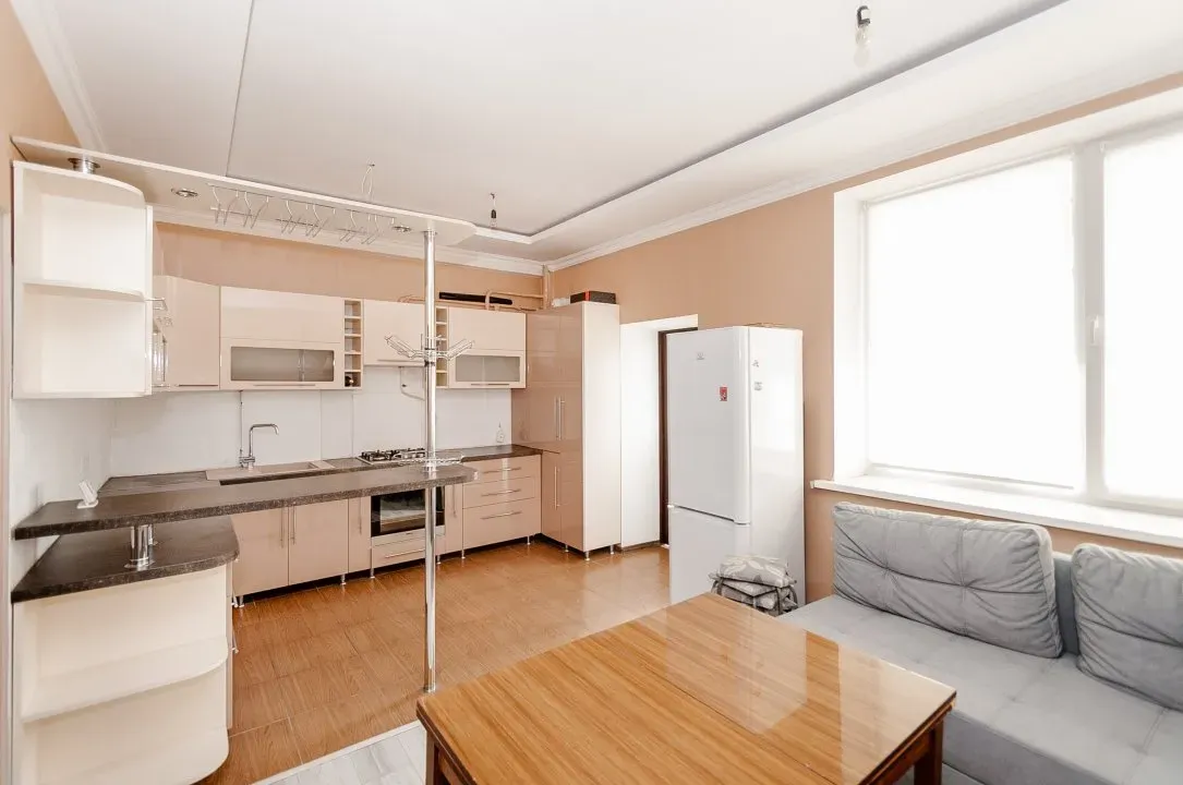 4-комнатная квартира, 150 м² — Изображение 2