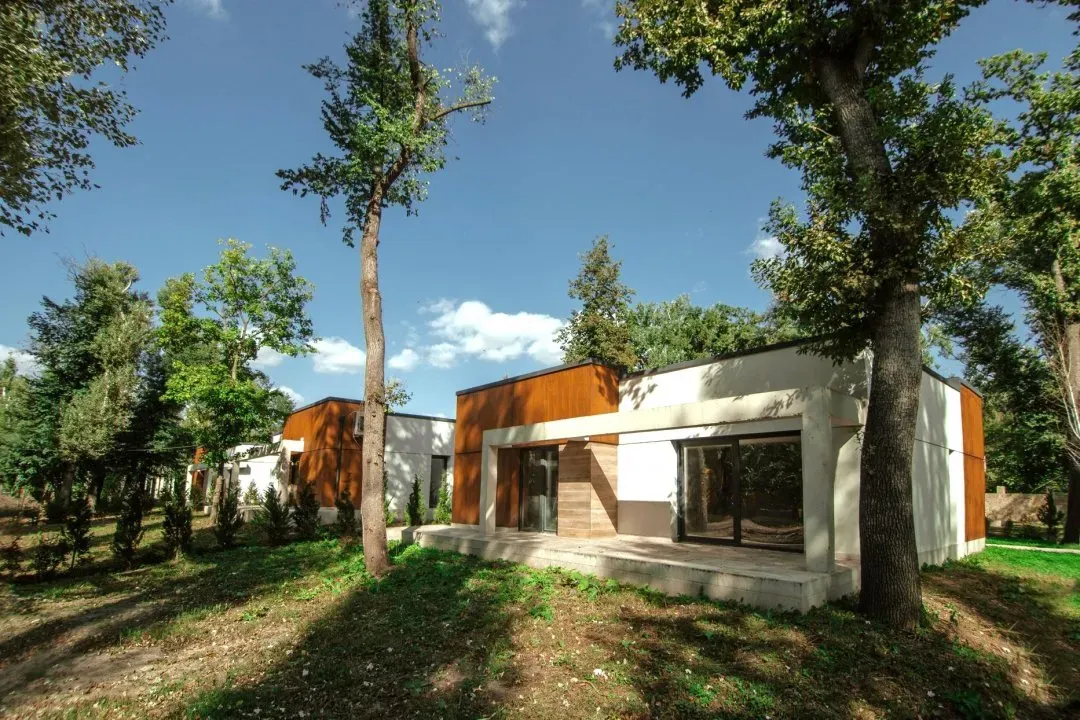 2-etaje casă, 2 camere, 160 m² — Imagine 1