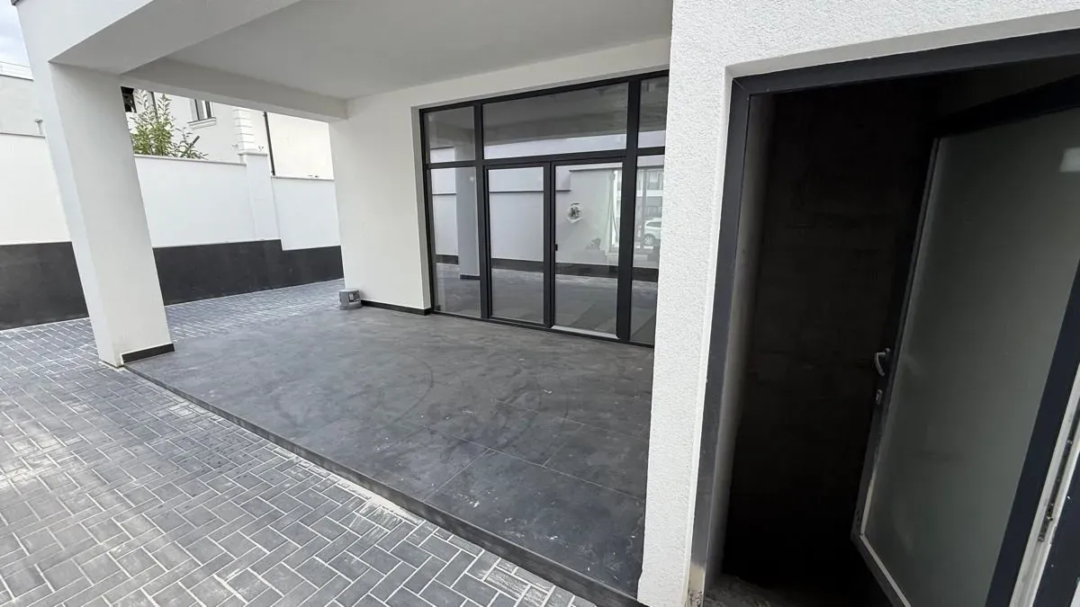 2-etaje casă, 3 camere, 150 m² — Imagine 4