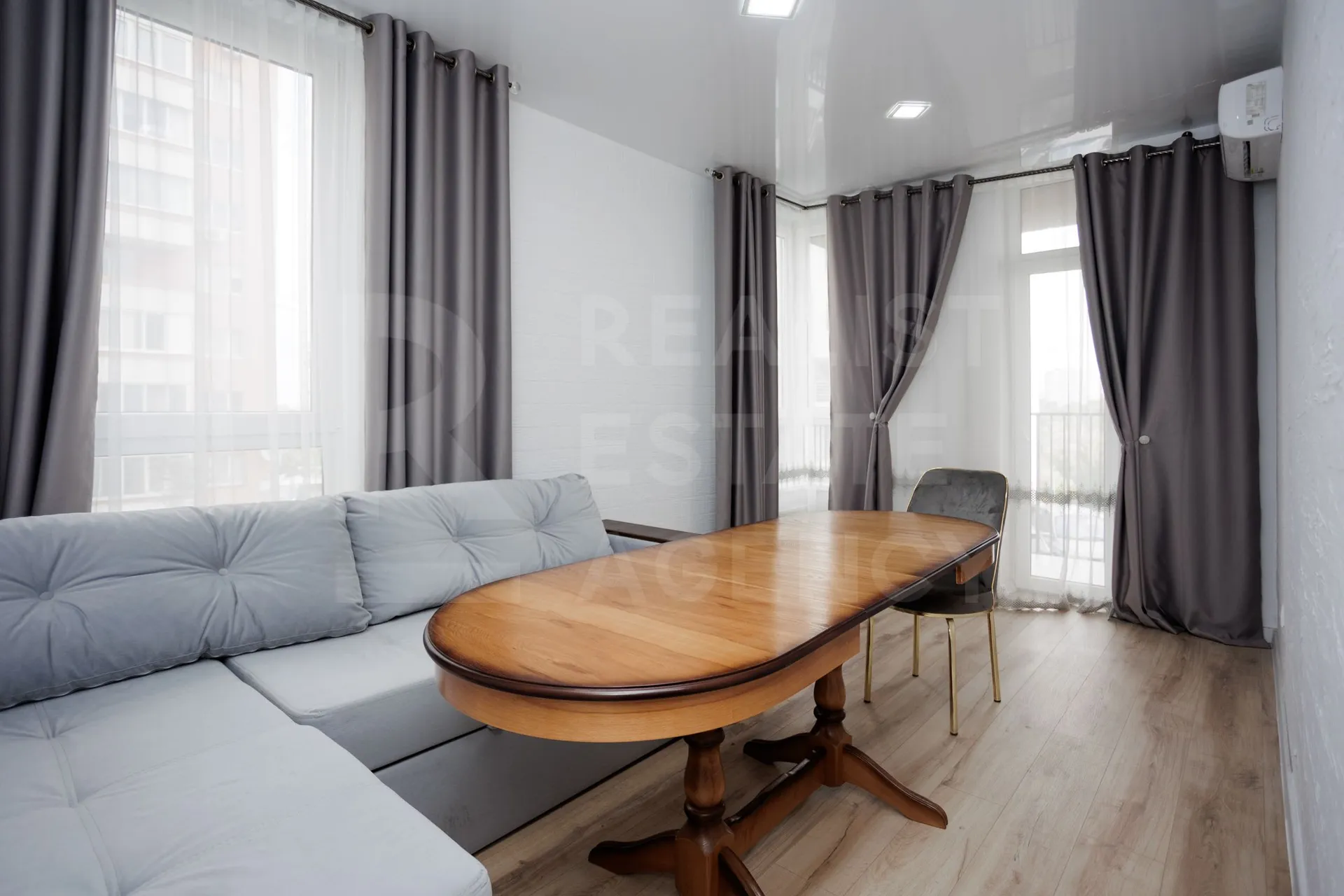 2-bedroom apartment, 60 m² — Image 1