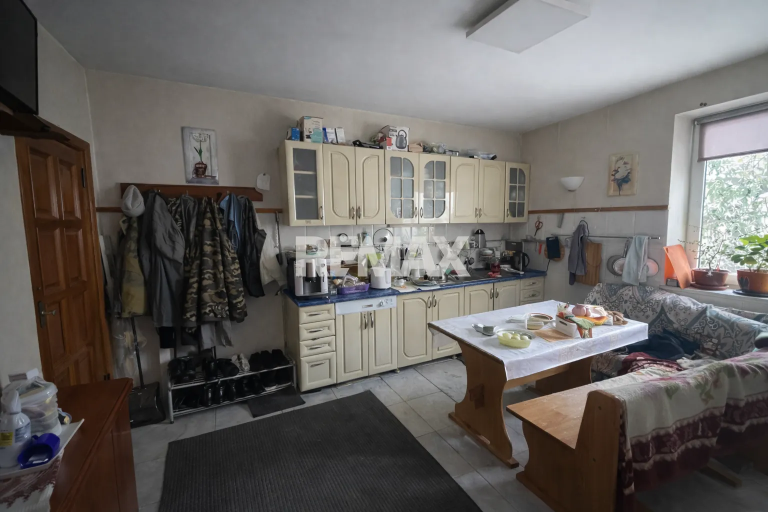 2-floor house, 266 m² — Image 2