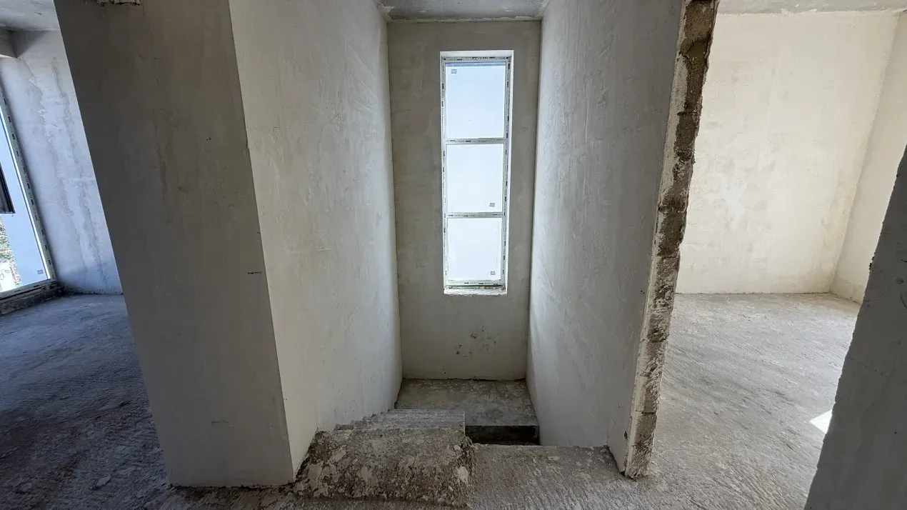 2-etaje casă, 3 camere, 170 m² — Imagine 3