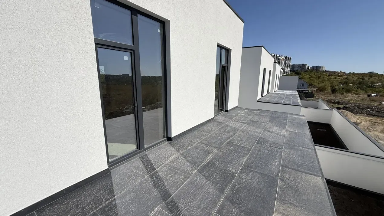 2-etaje casă, 3 camere, 170 m² — Imagine 4
